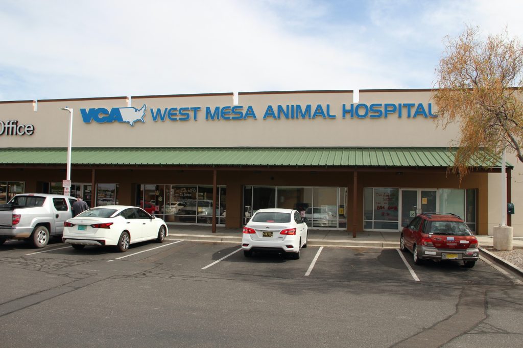 Picture of VCA West Mesa Animal Hospital 2611 Coors Blvd NW Suite B, Albuquerque, NM 87120