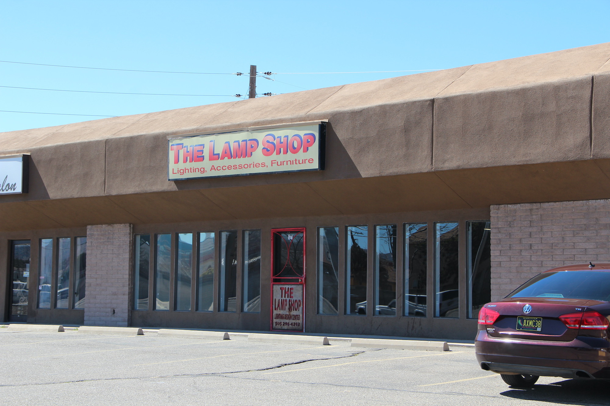 Picture of Bright Ideas Inc. DBA The Lamp Shop	121 Eubank Blvd NE, Albuquerque, NM 87123